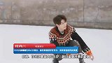 许光汉慵懒随性风大片释出，面包果酱搭印花衬衫，演绎舒适男友风