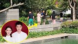冯绍峰夫妇出游被偶遇，赵丽颖手搭老公肩膀超甜蜜
