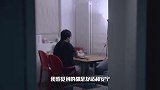 李诞调侃王建国“美食博主的词得学学呀”王建国表示“就是好吃”
