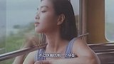 全家外出游玩穿豹纹，钟丽缇抹胸引人关注，老公妖娆深V惹人厌！