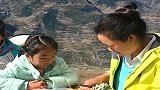 第一次来大山里表哥家，雨后拍这一幕，我一个城里人都羡慕了