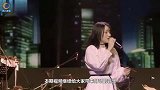 杨钰莹一首《心雨》，声线优美，十分令人陶醉
