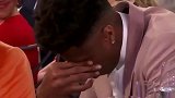【恶搞】科瓦奇下课 阿森纳巴萨曼联球迷的表情：我们还要等多久