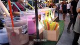 肥姐夜市卖“解暑”小吃，1杯3块，2小时卖光8大桶！
