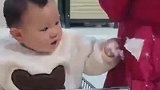 孩子静悄悄，必定在作妖