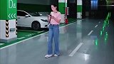 女生后备箱逃生措施，紧急情况下可以自救！