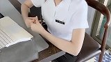 小助理又装病，今天晚上让她加班