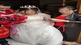 新娘子真美，将来的日子，肯定很旺！