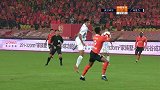 第23分钟武汉卓尔球员刘云进球 武汉卓尔2-0广州富力