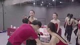 舞蹈班就一个男的是种什么体验啊,简直人生巅峰啊