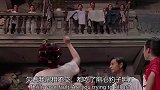 她是成龙的师姐，息影18年后为周星驰出山，造就一代经典