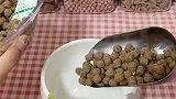 小眼睛小尾巴哪个好听呢