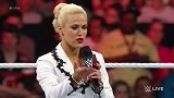 WWE-15年-RAW第1145期：卢瑟夫擂台怒斥拉娜后将其赶下擂台-花絮