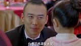 男子再婚，前妻带孩子来婚礼现场捣乱，现任丈母娘当场替女儿出气