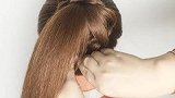 40岁的女人头发这样盘起来，优雅大气，气质瞬间提升