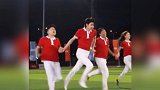 蔡徐坤和张大大郑恺同框跑步画风搞笑成偶像剧