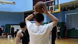 篮球-13年-直击台湾大篮球队的防守训练 陈建州帶大家看“篮球博士”郑志龙的严格训练-专题