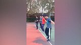 本以为是青铜没想到是王者！小哥哥们跳绳太6了