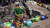 印度每年因掏粪死掉的掏粪工人，就达几百人，他们何时能被解救？