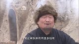 鬼子欺人太甚惹怒男子，一锤将鬼子脑袋砸开花，中国人不是好惹的