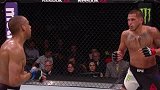 UFC-16年-UFC ON FOX 20前瞻：巴博萨精彩对战集锦-专题