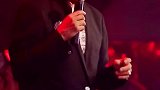 万梓良 老牌爱国艺人，高歌一曲走进新时代，这首歌他唱了无数遍，每每高歌自豪感油然而生，为这伟大无比骄傲！