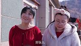 哥哥被惩罚打麻将,弟弟提出抗议,结果俩人被媳妇追着打