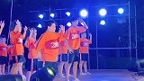 灵活的胖子容易成舞台焦点，暑假的学费没白交