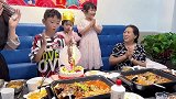 那年的今日，你捏着小拳头呱呱落地