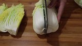 白菜这样做太好吃了，一次3颗不够吃，酸辣爽口，我家一周吃5次