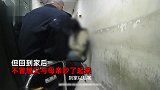 女生与妈妈吵架，第二天上班途中情绪崩溃失控，民警用1块糖治愈