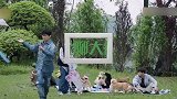 张艺兴贴心为那英搭建球场，获那英夸奖青睐，承诺帮其向杨紫说媒