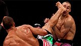盘点UFC历史回旋踢KO：巴西腿王神龙摆尾 对手直接倒地抽搐