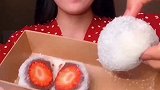 草莓味的面包，你们喜欢吃吗