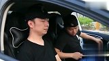 方言喜剧：教练遇上美女学员，哭脸一下变笑脸，太逗了