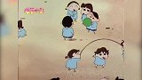 男生们全都跑去和小爱聊天玩耍，这让妮妮很是气愤