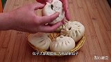 韭菜包子好吃有诀窍，多加这一步，颜色翠绿不塌馅，个方法好