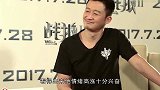 太邋遢！影帝吴京当街挖鼻屎完全不顾形象，近照身材发福胡子拉碴