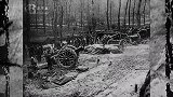 1930年一战索姆河珍贵录像，士兵在战壕里，瑟瑟发抖