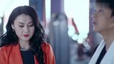 女大款喜欢上穷小子,穷小子只当她是姐姐