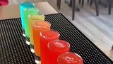 一个杯子里出来的这是啥原理