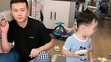 虎爹又要套路两岁萌宝，不料萌宝把虎爹套路了，这智商真让人担忧