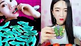 美女直播吃彩色海豚糖，看着真过瘾，是我向往的生活