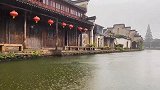 人总是这样，昨天刚刚说讨厌梅雨季节雨下不停