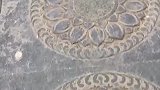 脚踩莲花步步生花