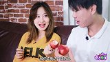 搞笑段子：为什么两个桃子都咬一口？要尝一下哪个是最甜的
