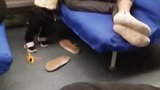 这是孩子的亲父亲吗我都不敢相信这是真的