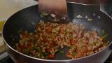 烧麦新吃法，只需加上这两样食材，做出来色香诱人，比翡翠还漂亮