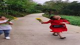 袖珍小杨萍真是太可爱了，很喜欢她的