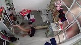 男子追不到学妹竟夜闯屋内暴打她 监控视频曝光后网友怒了